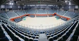 卡尔·雅泽姆斯基（Carl Yastrzemski）在 1967 年达成打击三冠王，助红袜上演“不可能的梦想”